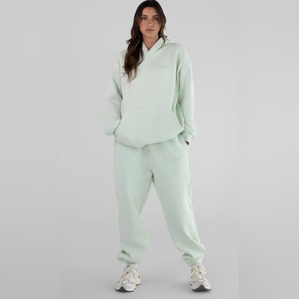 Comfrt Unisex XL Cuffed “Pastel” Mint Sweatpants - Picture 2 of 5